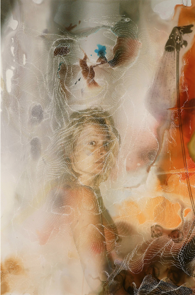 “Andrea (Fear), 2001, unique hand-painted chromogenic print with mixed media, 16x 24 inches (40.5 x 60.8 cm). © Sebastiaan Bremer